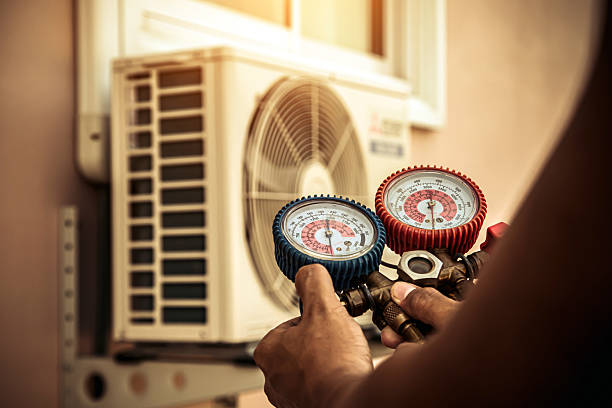 Professional Hvac Installation technician working in Dearing, GA
